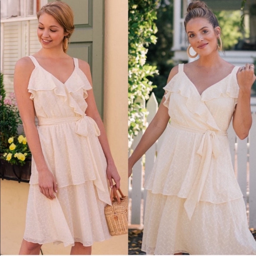 NWT Gal Meets Glam HELENA EYELET EMBROIDERED DRESS